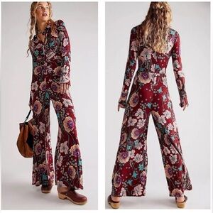FREE PEOPLE SHAYLA JUMPSUIT LONG SLEEVE PRINTED RAISIN GARDEN COMBO